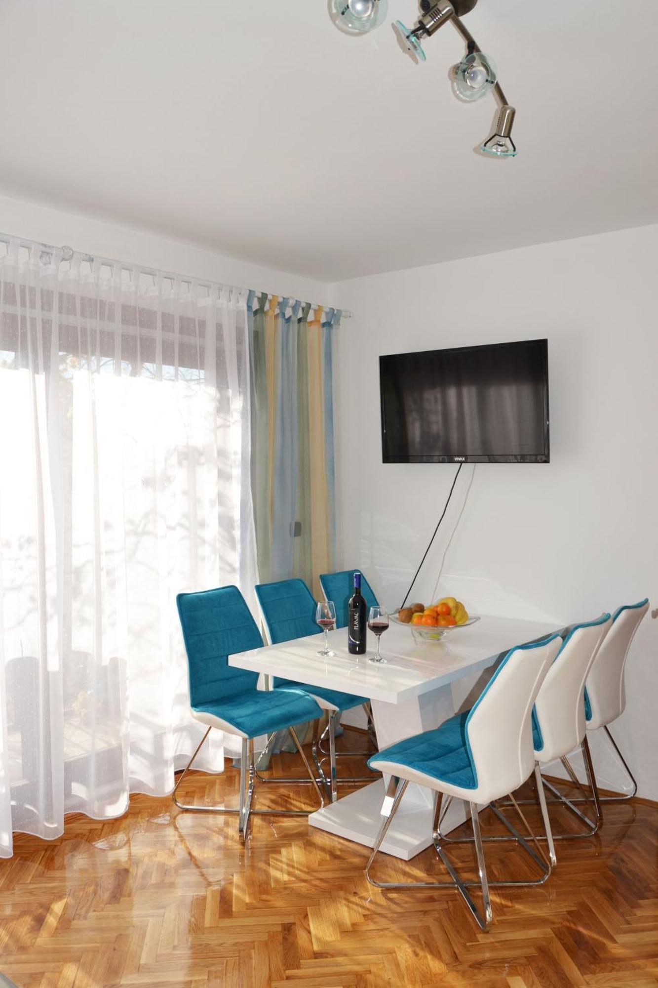 Apartments Mikulic ビオグラード・ナ・モル 部屋 写真